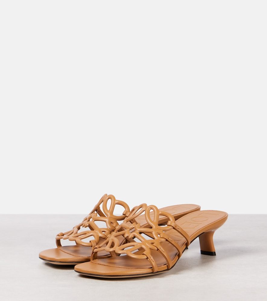 Mules Paula's Ibiza Petal de piel con anagrama - Loewe - Modalova