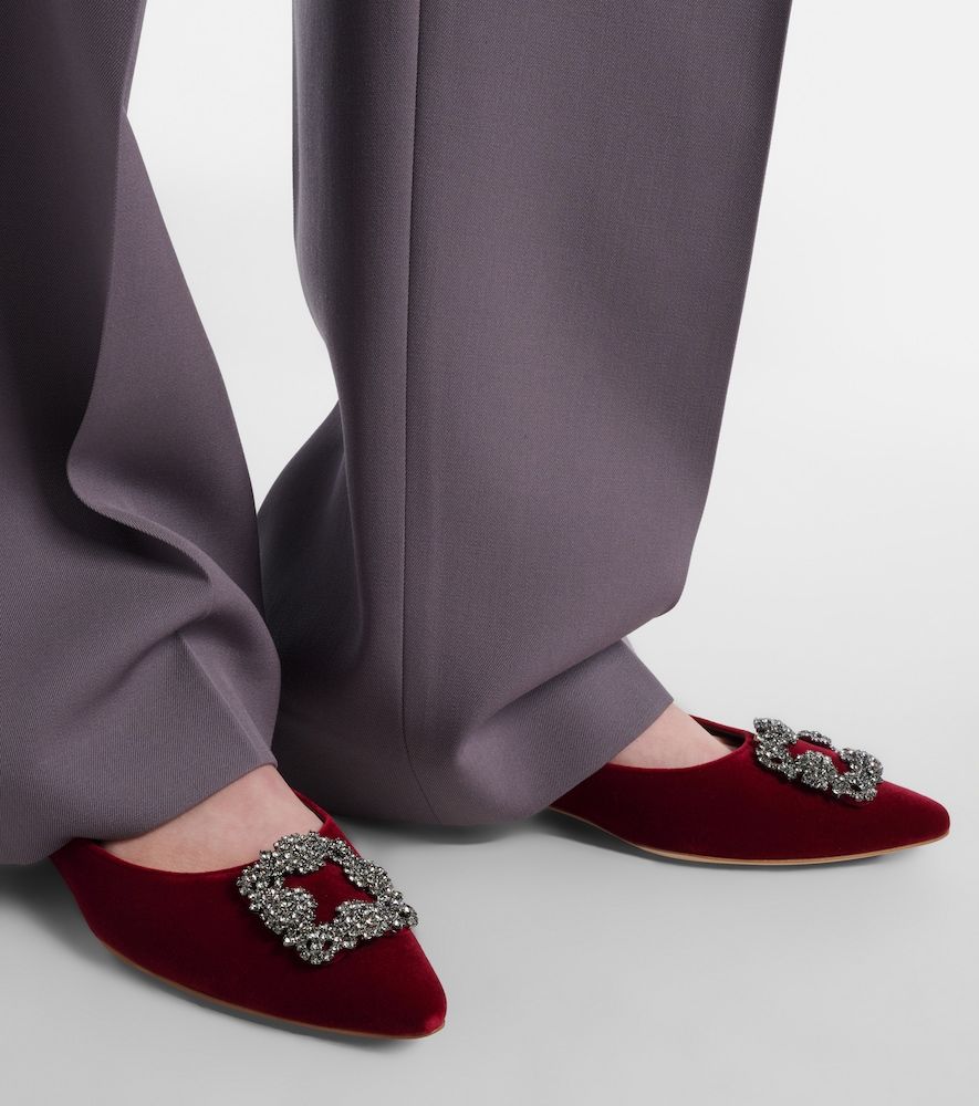 Ballerinas Hangisi aus Samt mit Kristallen - Manolo Blahnik - Modalova