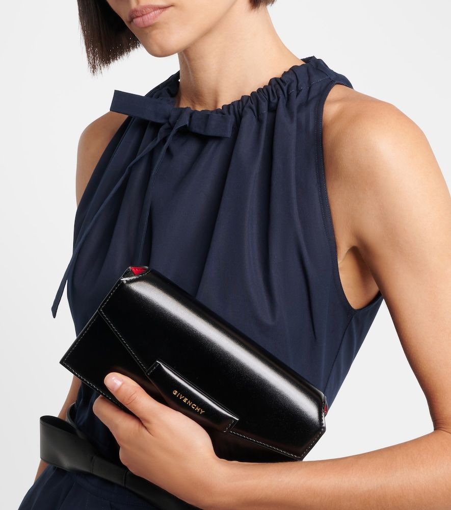 Pouch Antigona Small de piel - Givenchy - Modalova