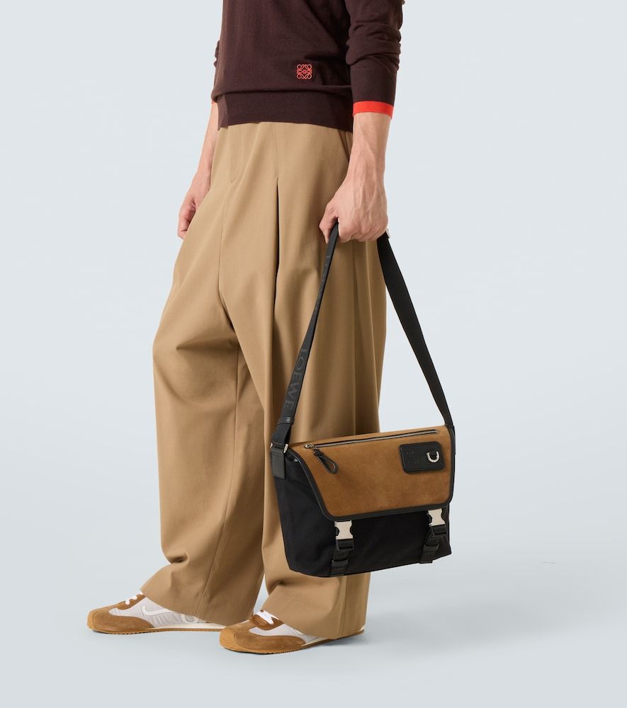 Bolso cruzado Flex Medium de lona y ante - Loewe - Modalova