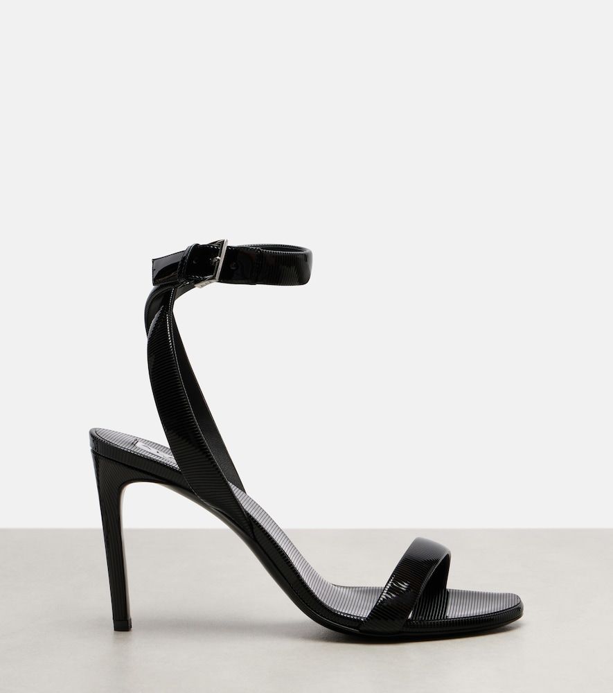 Chain trompe l'oil patent leather sandals - Alaia - Modalova
