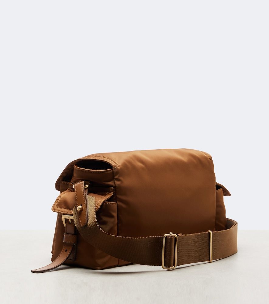 Bolso al hombro Explore Medium de Re-Nylon - Prada - Modalova