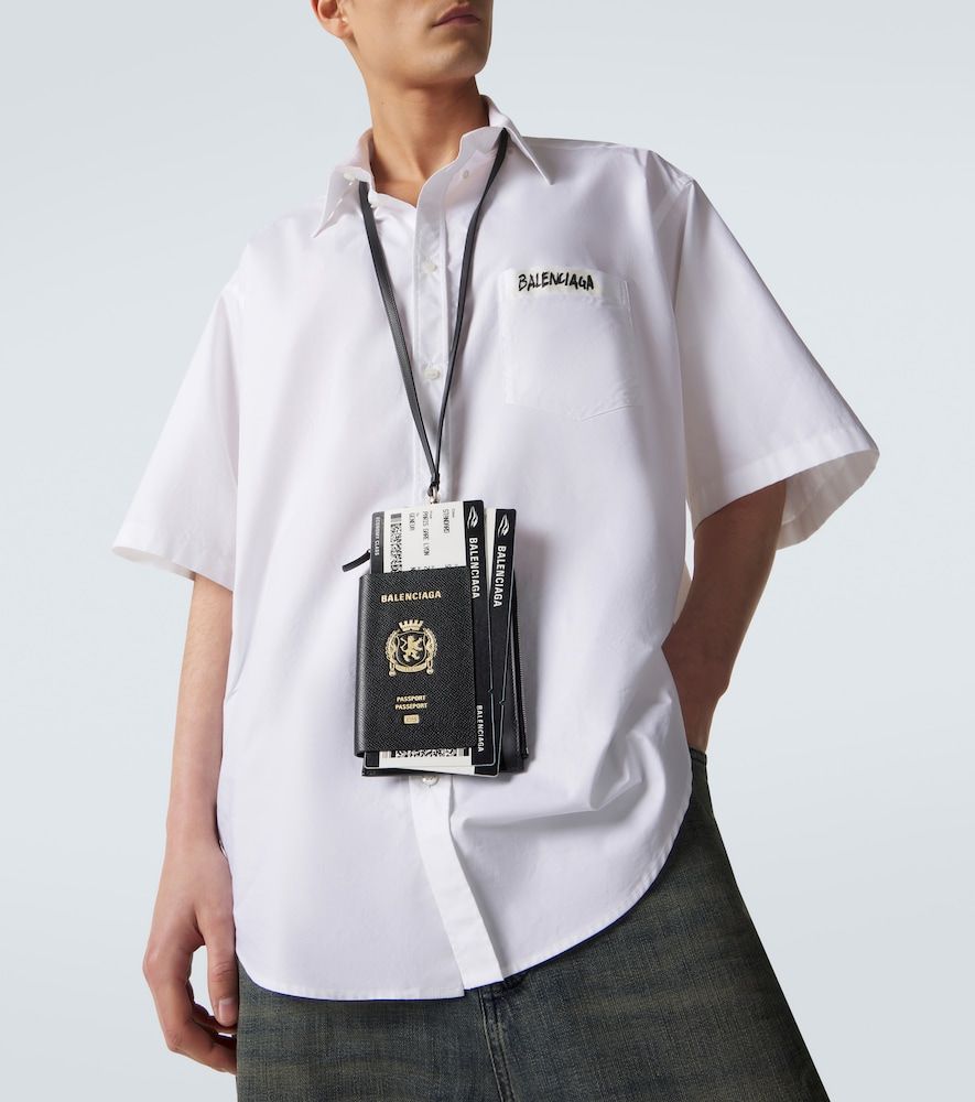 Borsa porta smartphone e passaporto con pelle - Balenciaga - Modalova