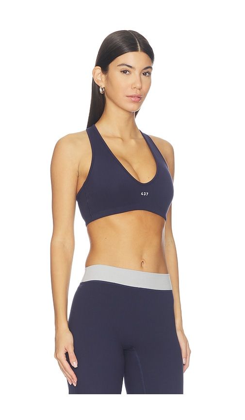 The Signature Sports Bra in . - size L (also in M, S) - 437 - Modalova