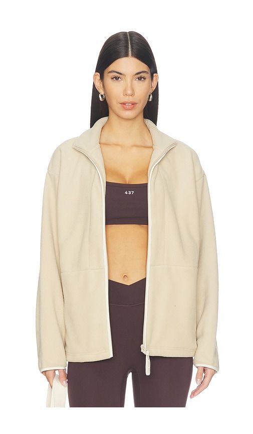 The Teddy Jacket in Beige. - size L (also in M, S, XS) - 437 - Modalova