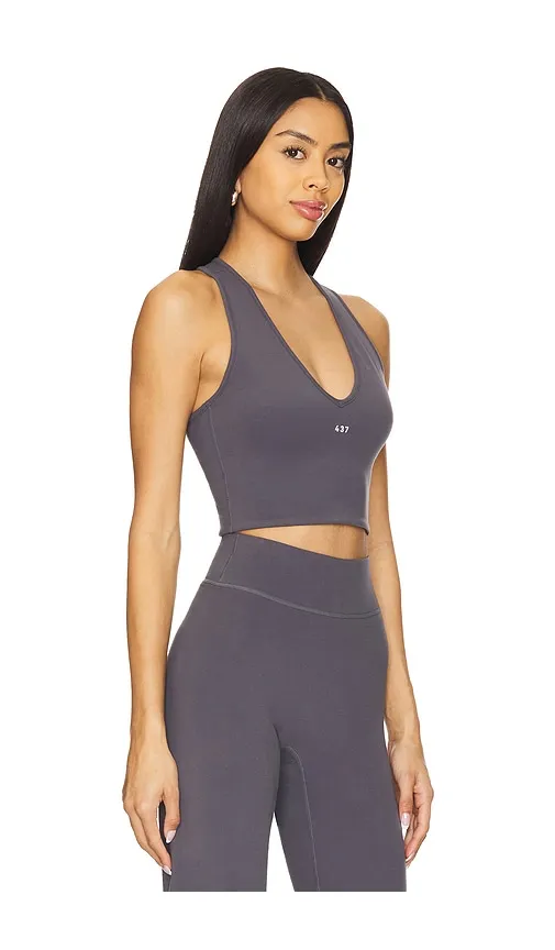 The V Tank Top in Grey. - size XL (also in XS) - 437 - Modalova
