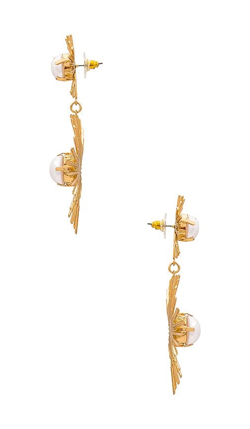Pearl Drop Earring in Metallic - 8 Other Reasons - Modalova