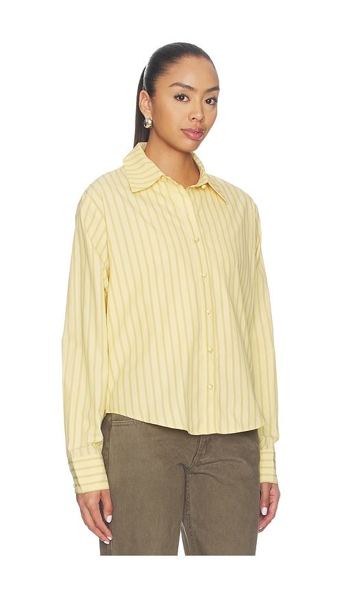 Julie Button Up Top in Yellow. - size L (also in M, S, XL, XS, XXS) - ALL THE WAYS - Modalova