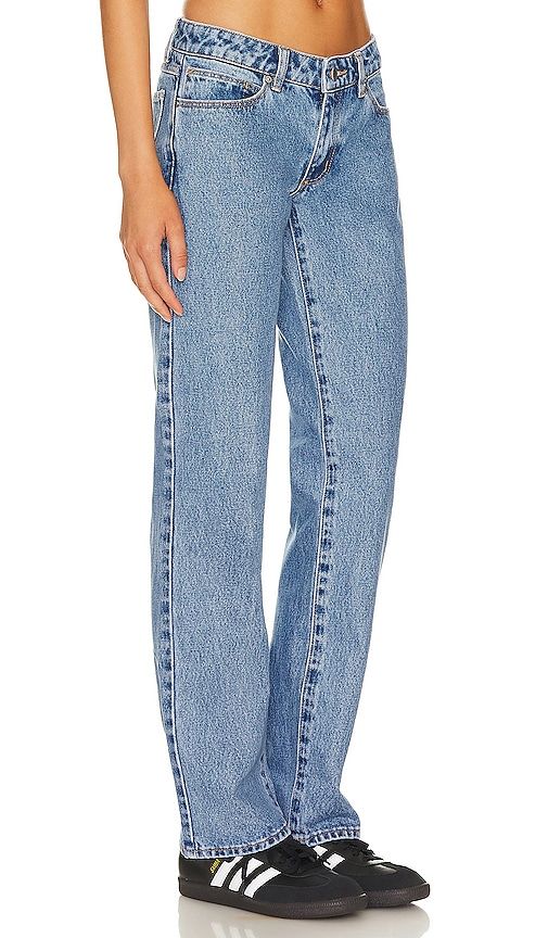 Low Rise Straight Jeans in Denim-Light. - size 23 (also in 24, 25, 26, 27, 28, 29, 30, 31) - Abrand - Modalova