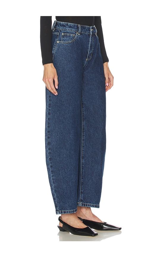 Barrel Jeans in Blue. - size 23 (also in 26, 27, 31, 33) - Abrand - Modalova