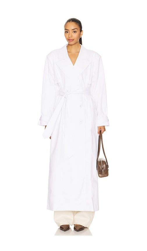 The Soft Trench Coat in White. - size M (also in S, XS) - AFRM - Modalova