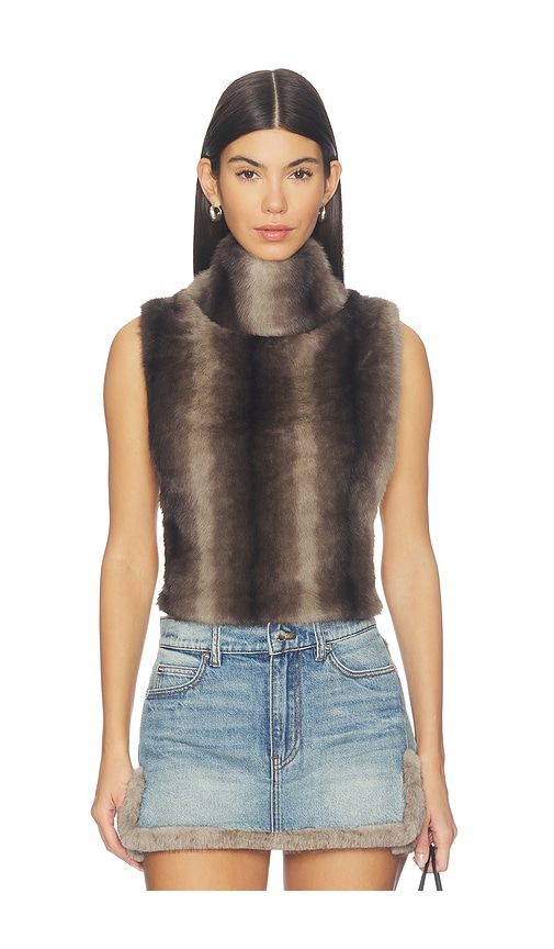 Sudi Faux Fur Sleeveless Pullover in Brown. - size M/L (also in XL/XXL, XS/S) - AFRM - Modalova