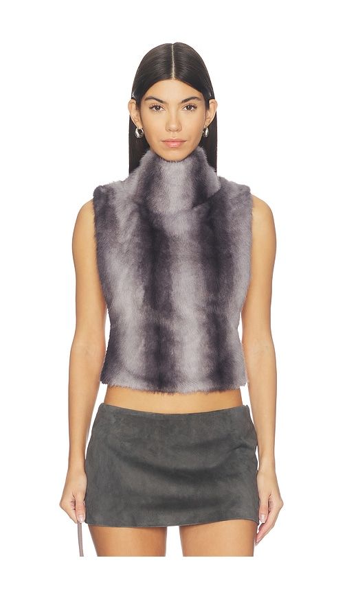 Sudi Faux Fur Sleeveless Pullover in Grey. - size M/L (also in XL/XXL, XS/S) - AFRM - Modalova