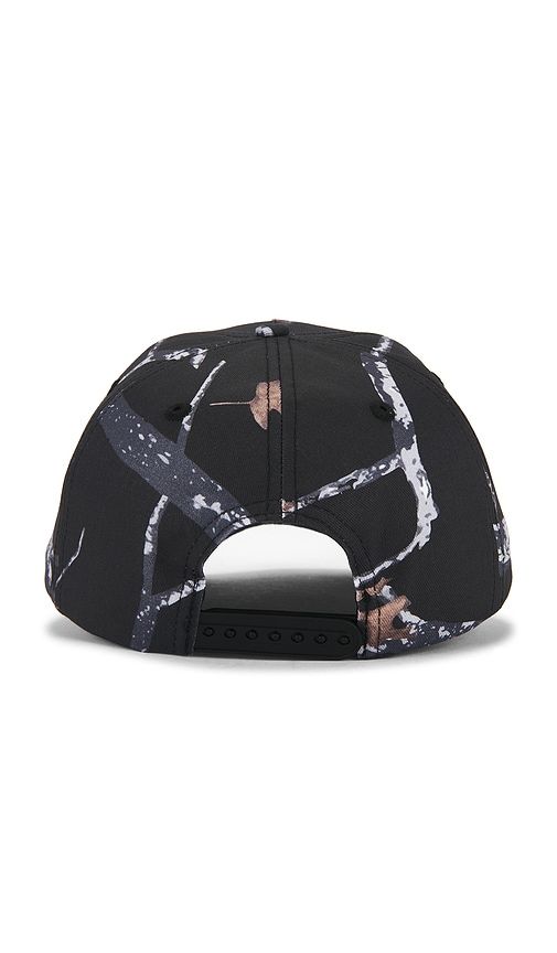 Camo 5 Panel Cap in - Autumn Headwear - Modalova