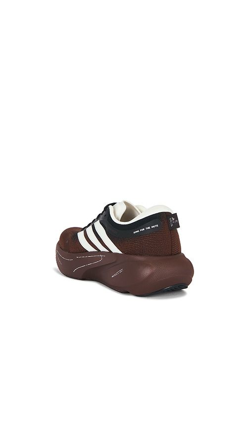 Supernova Rise 3 Sneaker in . Size 6.5. Also in 7, 7.5, 8, 8.5, 9, 9.5 - adidas by Song for the Mute - Modalova