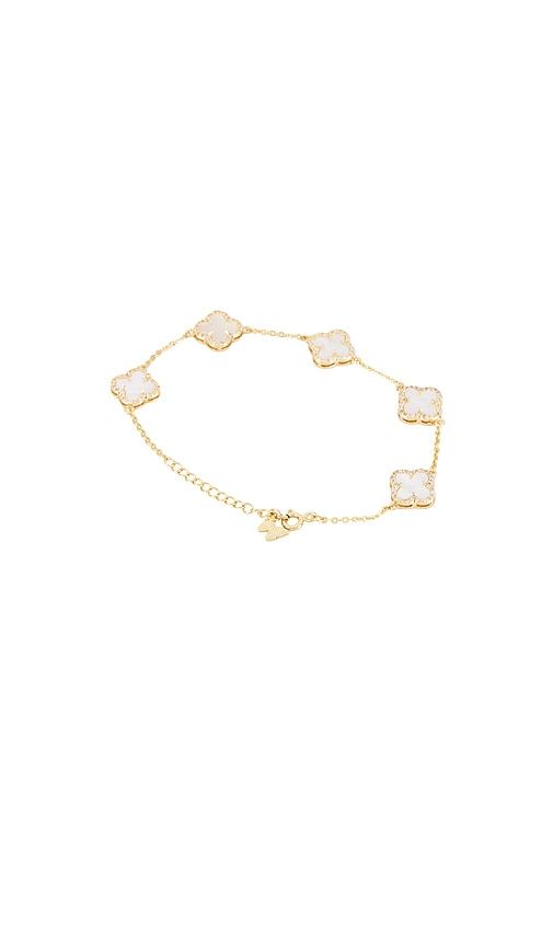 Mini Multi Pave Outlined Colored Clover Bracelet in Metallic Gold - By Adina Eden - Modalova