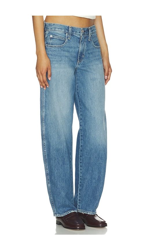 Tatum Barrel Jeans in Blue. - size 23 (also in 24, 25, 26, 27, 28, 29, 30, 31, 32) - AMO Denim - Modalova