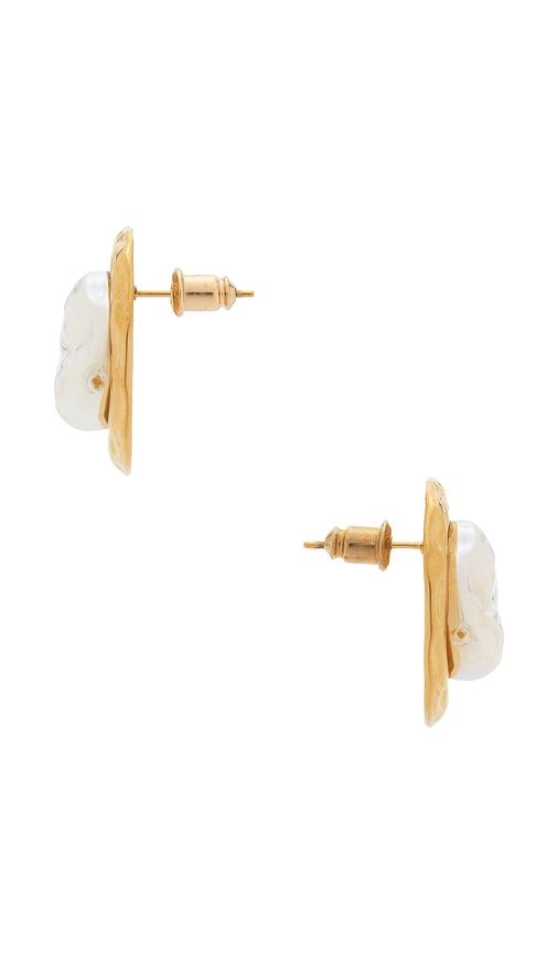 Keremeos Earrings in Ivory - Amber Sceats - Modalova