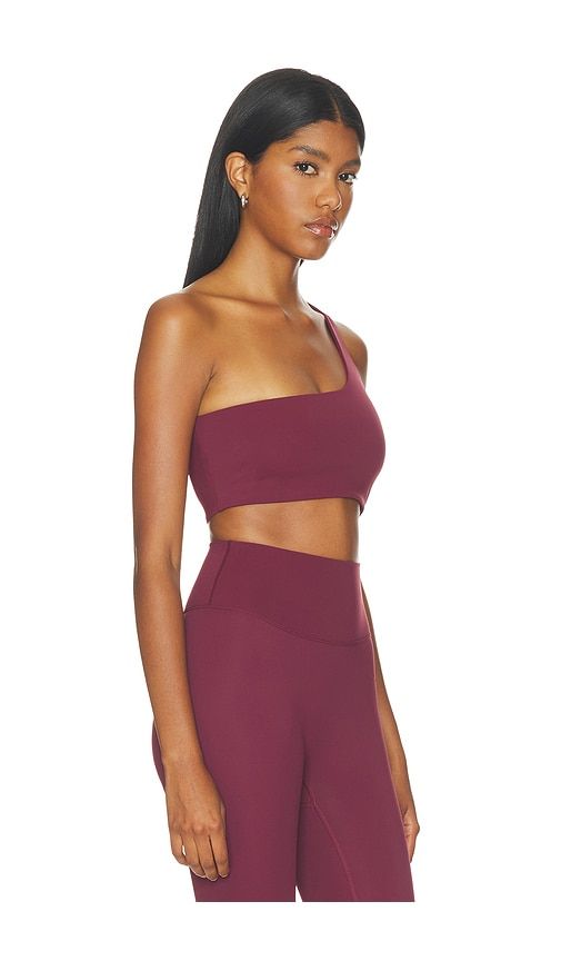 Ultimate Double Strap One Shoulder Bra in Burgundy. - size M (also in S, XS) - Adanola - Modalova