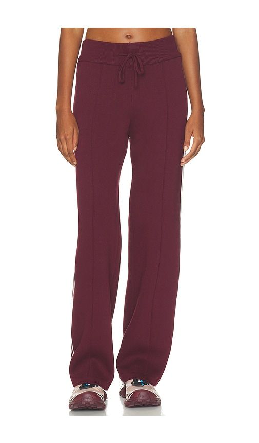 Straight Leg Knit Pants in Burgundy. - size M (also in S, XL, XS) - Adanola - Modalova