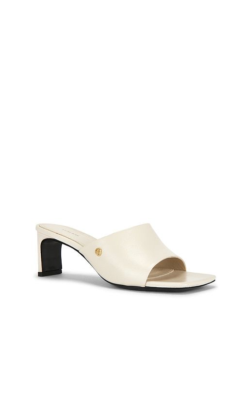 Jayden Mule Sandal in Ivory. - size 37 (also in 40) - ANINE BING - Modalova