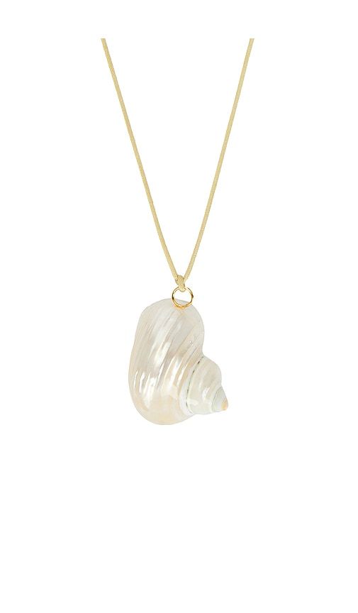 Shell On A String Necklace in - ANNI LU - Modalova