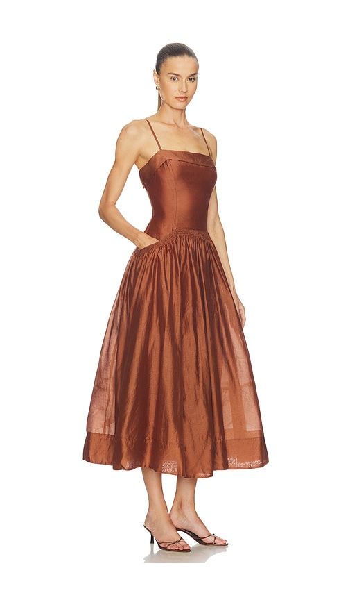 Ovina Dress in Brown. - size M (also in S, XL) - ASTR the Label - Modalova