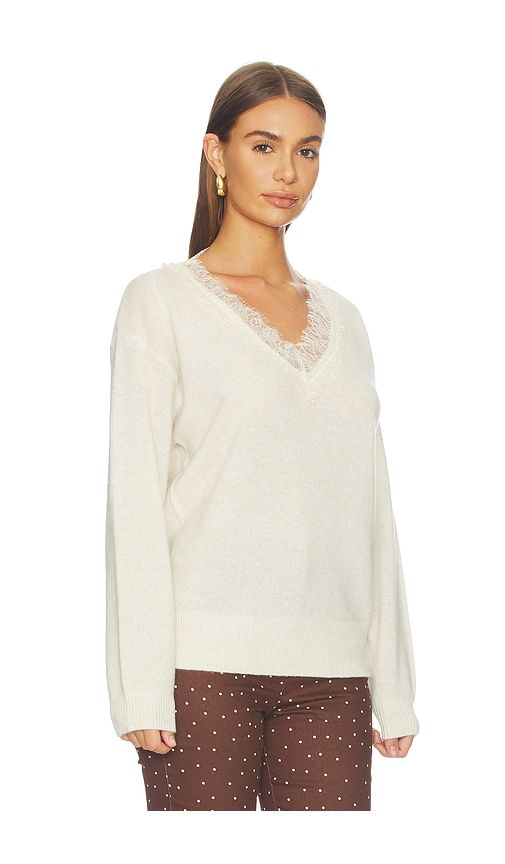 Jadyn Sweater in . - size L (also in M, S, XL, XS) - ASTR the Label - Modalova