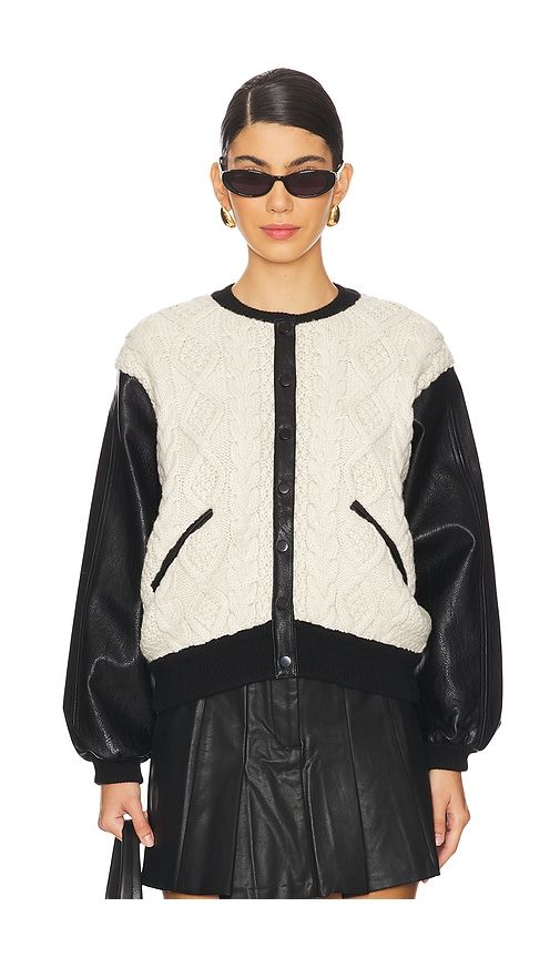 Fionn Jacket in Black,Cream. - size L (also in XL) - ASTR the Label - Modalova