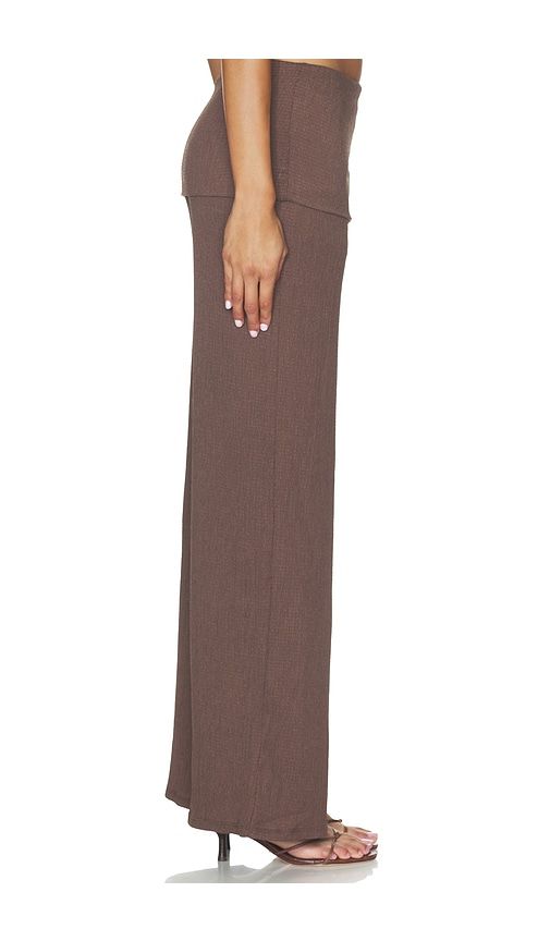 Kyara Pants in Brown. - size L (also in M, S, XS) - ASTR the Label - Modalova