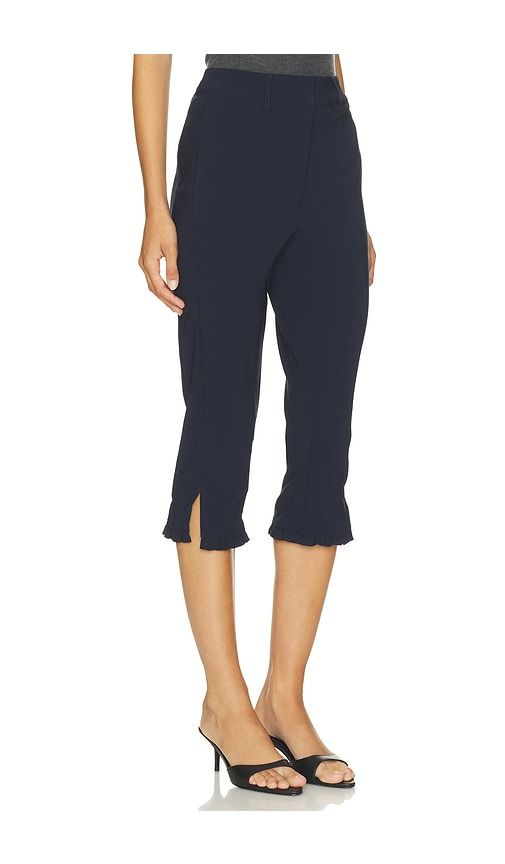 Linda Capri Pants in . - size L (also in M, S, XL, XS) - ASTR the Label - Modalova