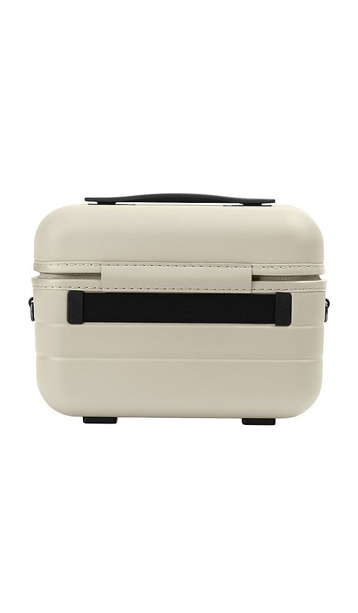 Away Train Case in White - Away - Modalova
