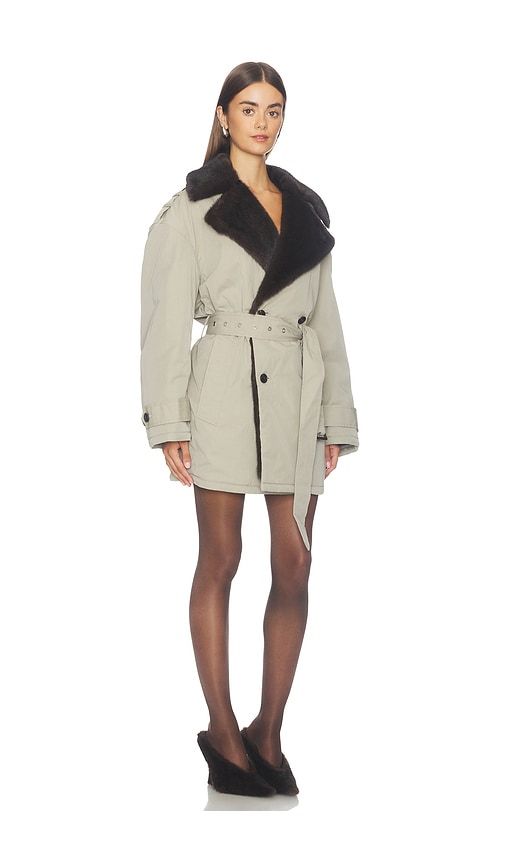 Oversized Trench Coat With Faux Fur Lining in Beige. - size L (also in M, S, XS) - Alexander Wang - Modalova