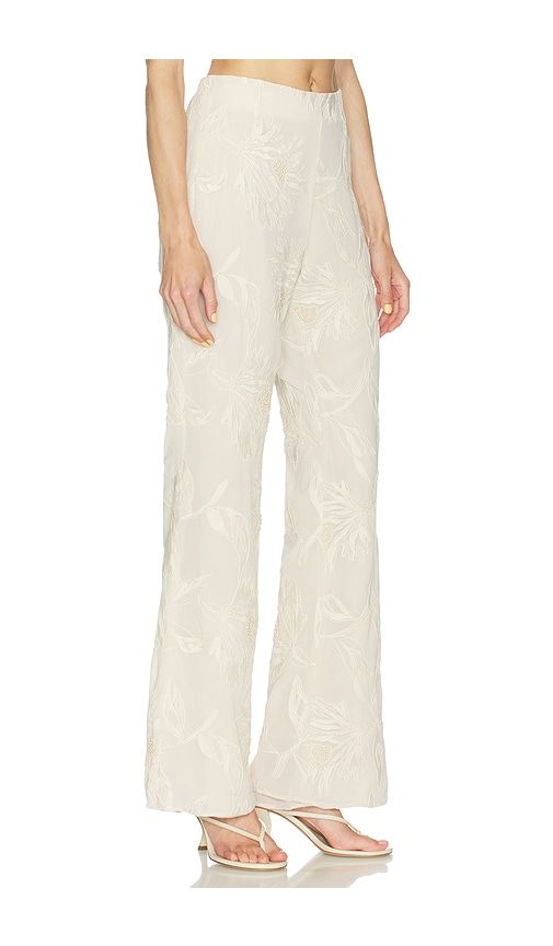 Emiko Pant in Ivory. - size M (also in S, XS) - AZULU - Modalova