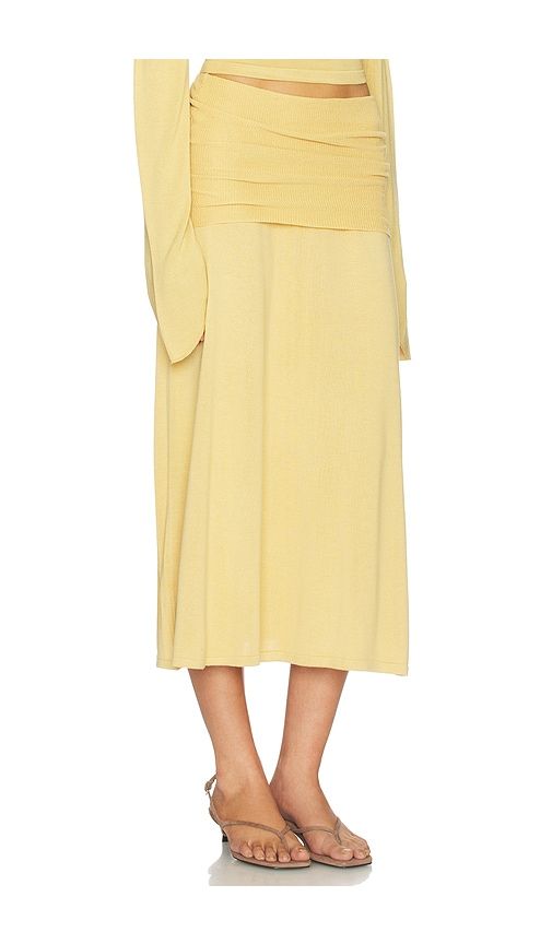 Rylin Skirt in Mustard. - size S (also in L) - Aya Muse - Modalova
