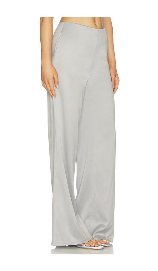 X REVOLVE Emory Pant in Grey. - size L (also in M, S, XS) - Azeeza - Modalova
