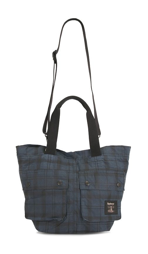 Field Wax Carry All Tote Bag in - Barbour - Modalova