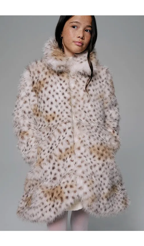 Lea Faux Fur Coat in . Size 4/5. Also in 6/7 - Bardot Junior - Modalova