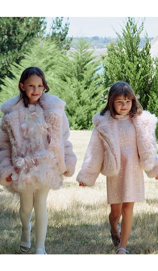 Jayden Faux Fur Jacket in . Taglia 4/5. Also in 6/7 - Bardot Junior - Modalova