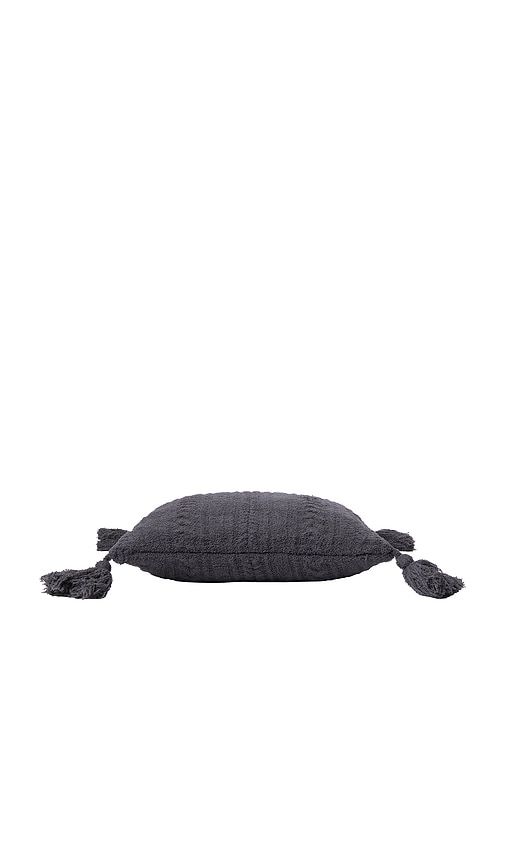 CozyChic Solid Cable Pillow With Tassels in Dark Green - Barefoot Dreams - Modalova