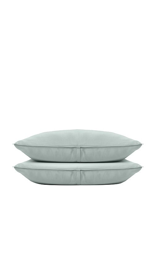 King Washed Bamboo Fitted Pillowcase Set in Sage - Barefoot Dreams - Modalova