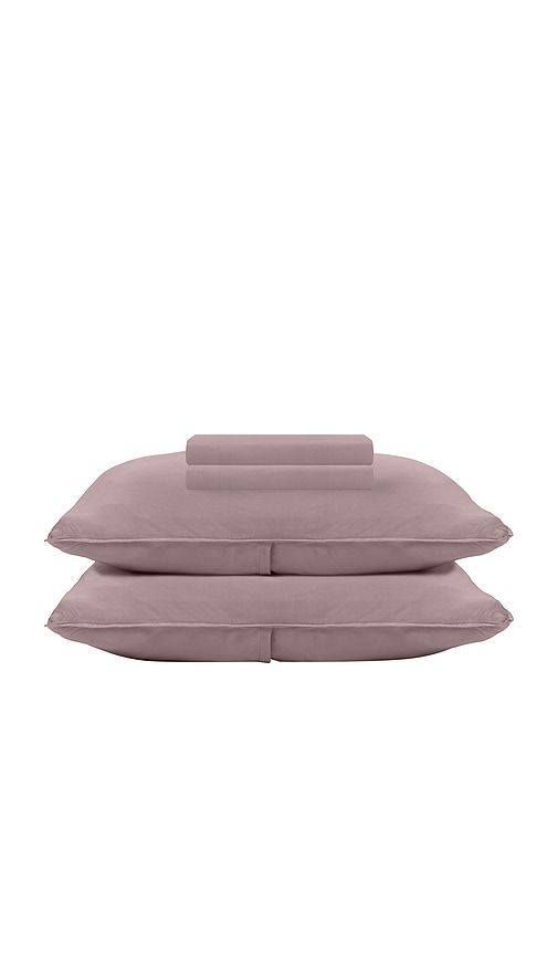 Cal King Washed Bamboo Sheet Set in Purple - Barefoot Dreams - Modalova