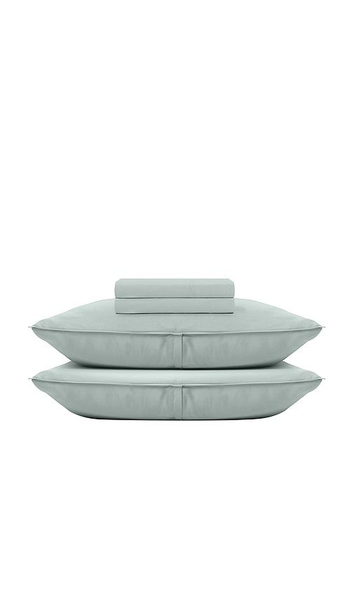 Full Washed Bamboo Sheet Set in Sage - Barefoot Dreams - Modalova