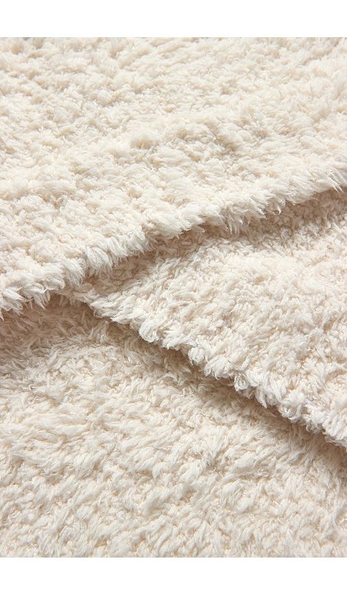 Seater Cozychic Sofa Blanket in - Barefoot Dreams - Modalova