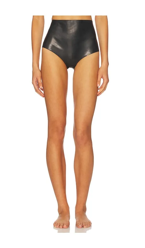 Latex High Waist Hot Pant in . - size L (also in M, S) - BLUEBELLA - Modalova