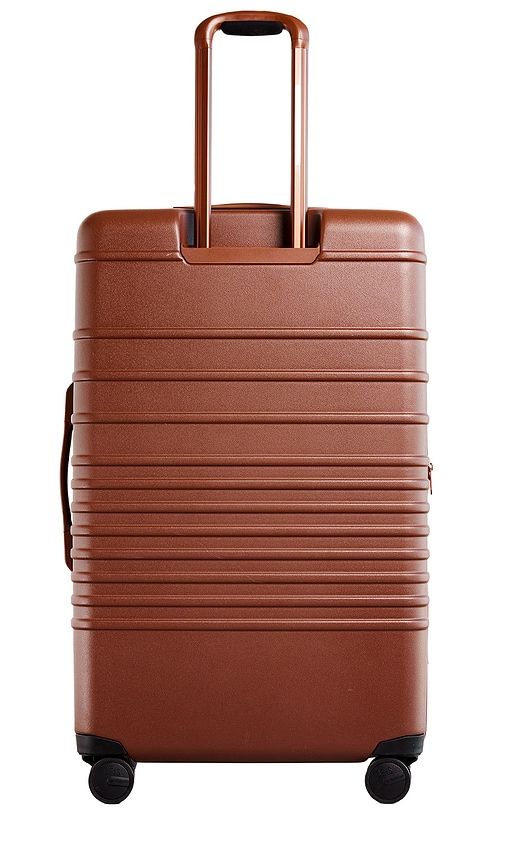 The Medium Check-In Roller in Brown - BEIS - Modalova