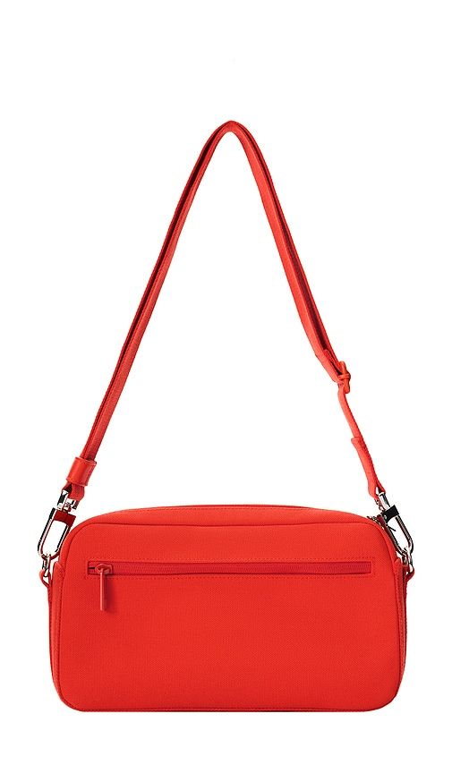 The Travel Crossbody Bag in Red - BEIS - Modalova