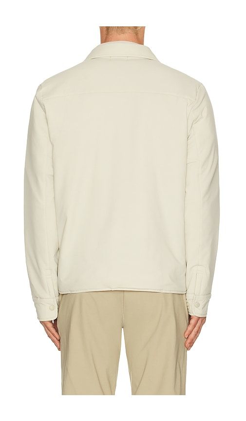 Insulated Men's Shirt Jacket in Nude. - size L (also in M, S, XL/1X) - Beyond Yoga - Modalova