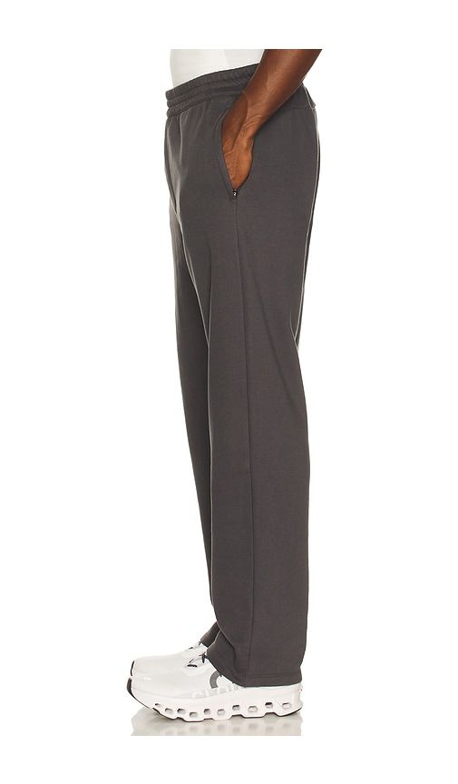 LuxeFleece Men's Straight Leg Pant in in . - size S (also in M, L, XL/1X) - Beyond Yoga - Modalova