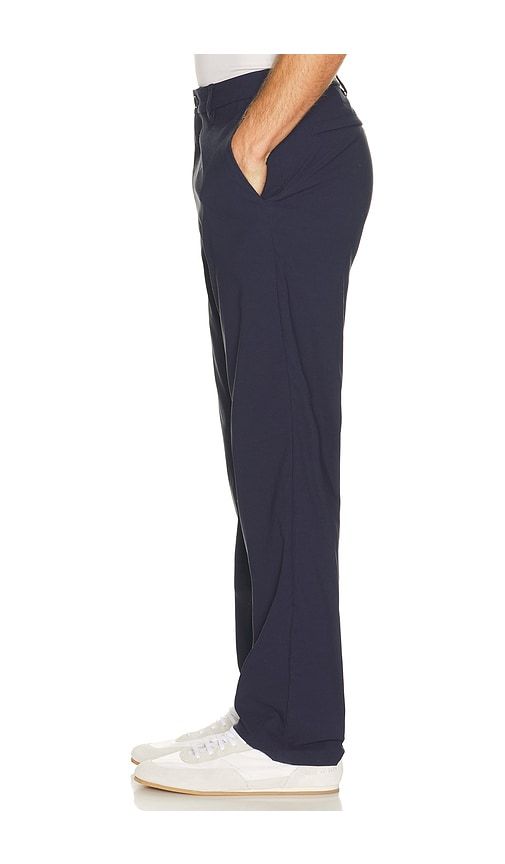 Element Men's 32 Chino Pant in Navy. - size 30 (also in 32, 34, 36, 38) - Beyond Yoga - Modalova